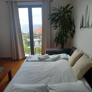 Amazing Sea Light Apartment, Close To The Beach. Apartment Santa Cruz (Madeira)