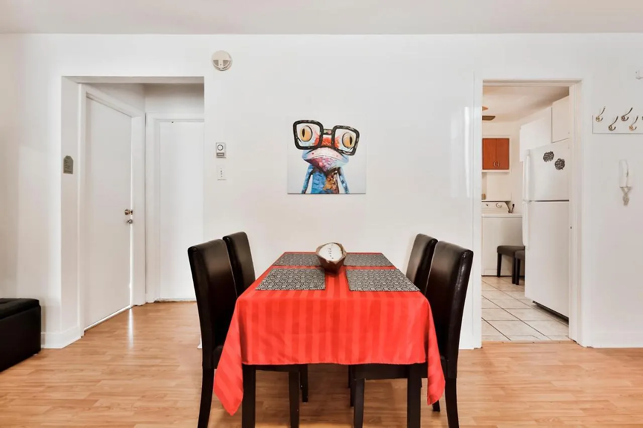 Free Parking - 2 Bedrooms - Full Apartment - In Beautiful Lachine - Near Water - 15 Minute Drive To Downtown Montreal