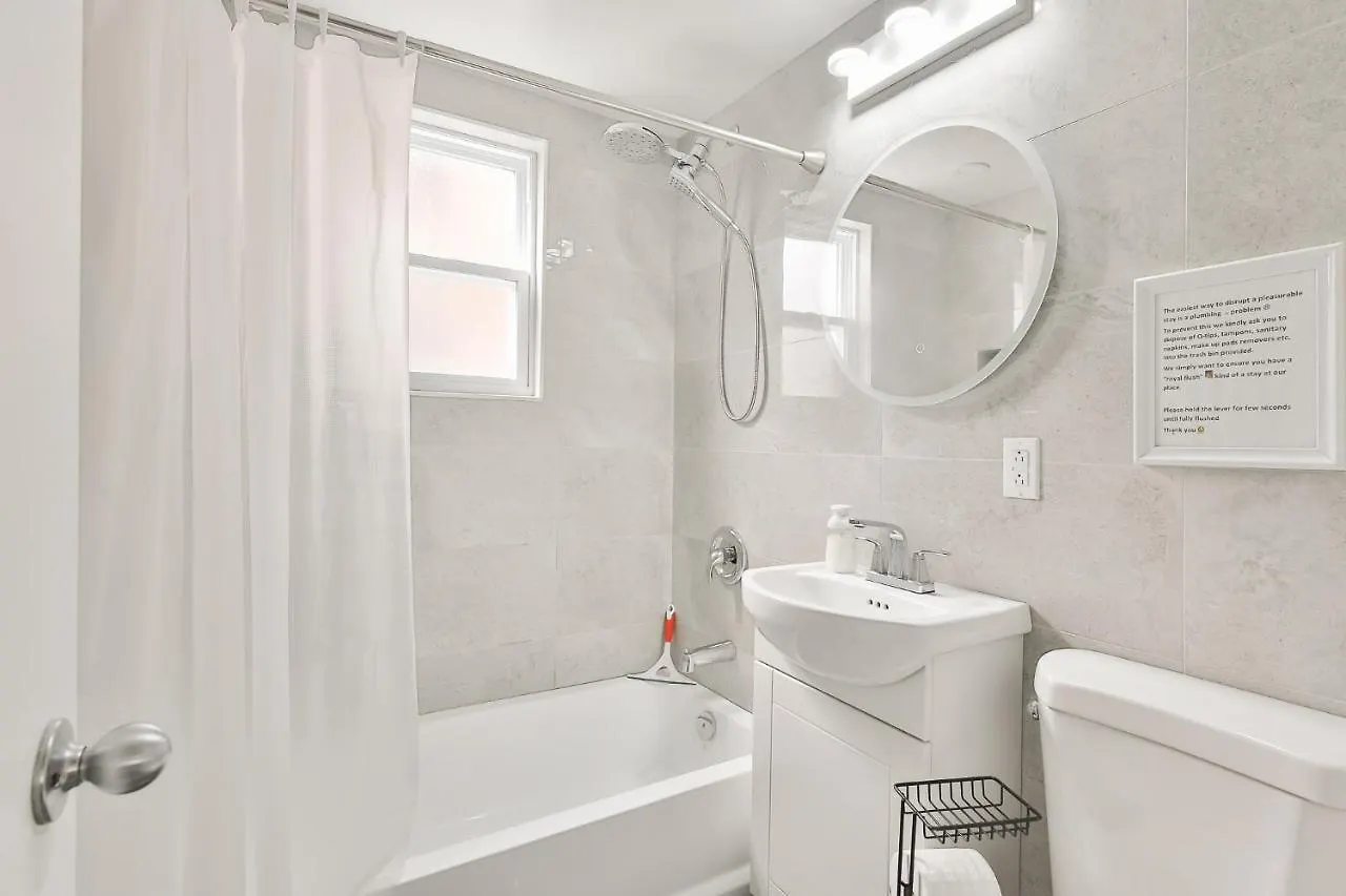 Free Parking - 2 Bedrooms - Full Apartment - In Beautiful Lachine - Near Water - 15 Minute Drive To Downtown Montreal